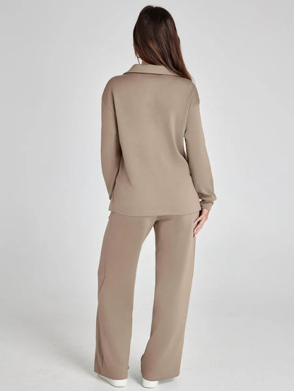 Women’s 2 Piece Sweatsuit Set ~ All-day wear that looks as good as it feels.