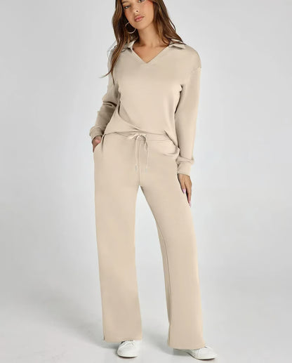 Women’s 2 Piece Sweatsuit Set ~ All-day wear that looks as good as it feels.