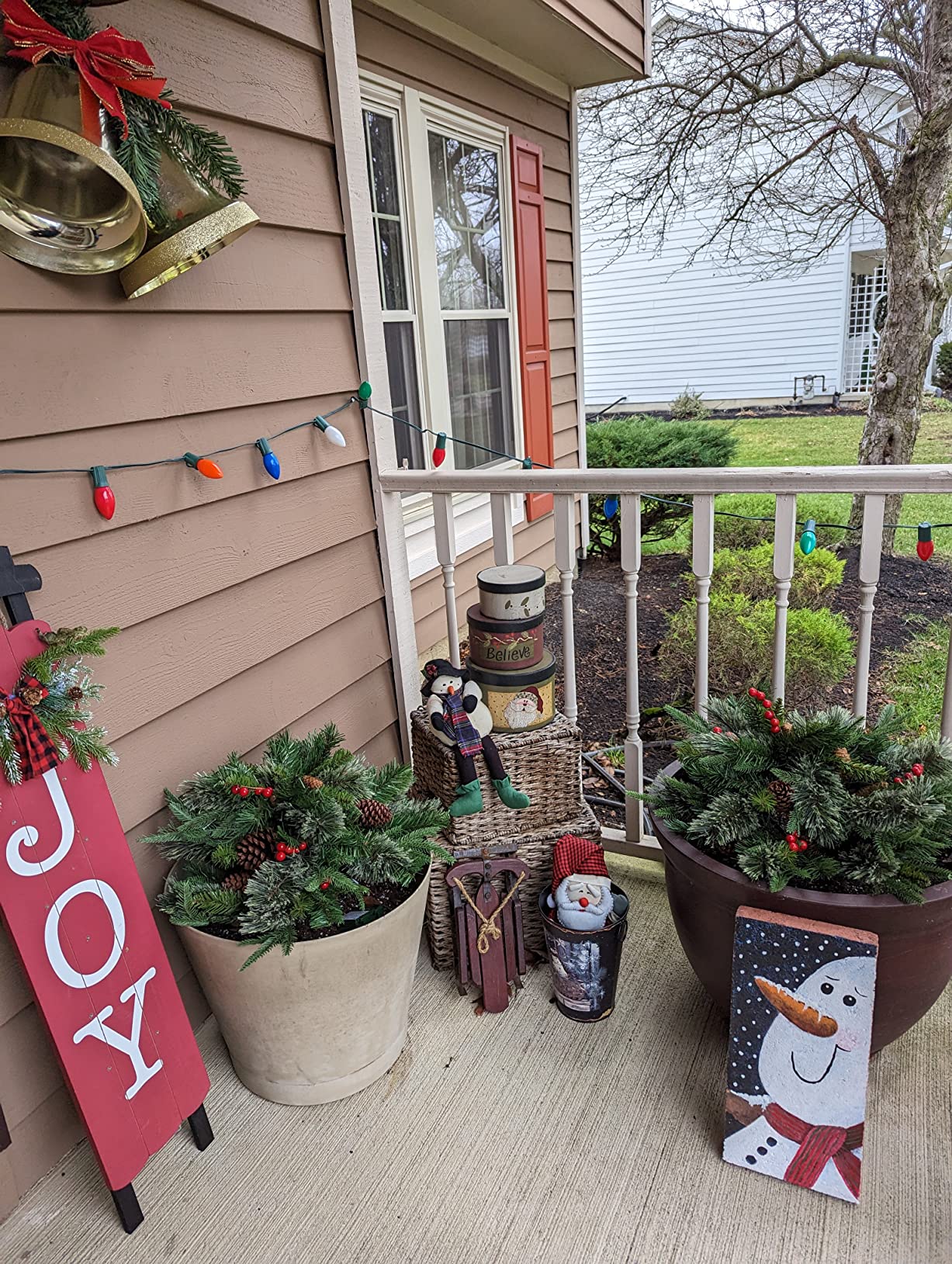 Mini Artificial Christmas Tree / Weatherproof sparkle for entryways and patios.