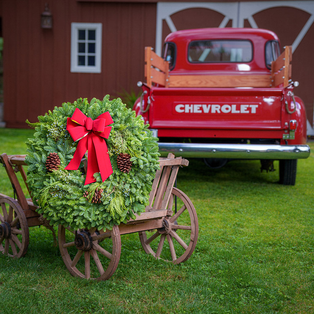 Xmas Wreaths for Front Door ~ Instantly fills your home with the scent of the season.