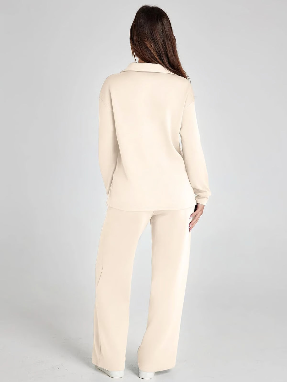 Women’s 2 Piece Sweatsuit Set ~ All-day wear that looks as good as it feels.