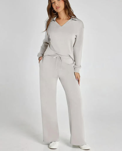 Women’s 2 Piece Sweatsuit Set ~ All-day wear that looks as good as it feels.