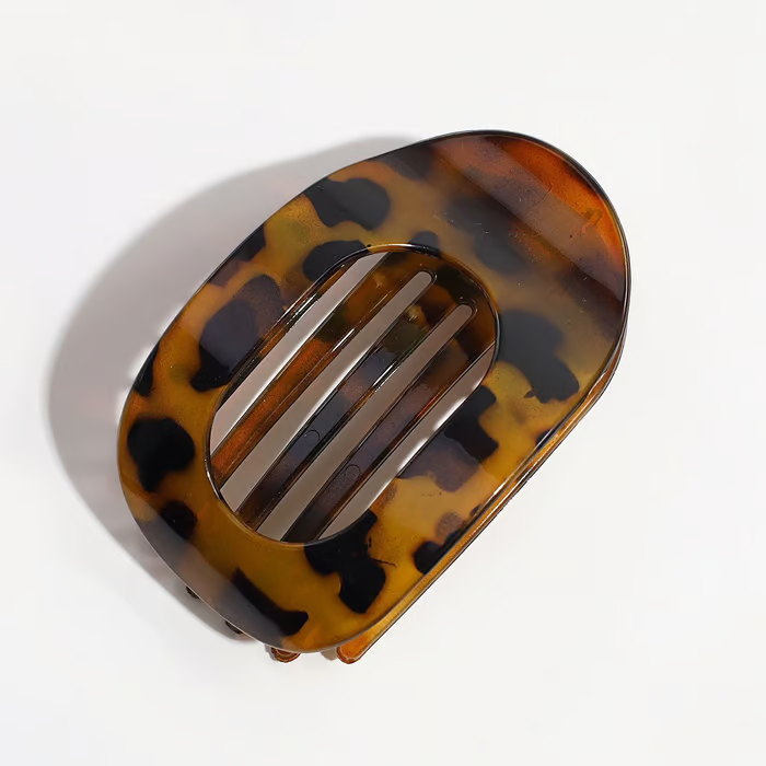 Solid Color Hair Clip ~ Lock in style without breakage or bulk.