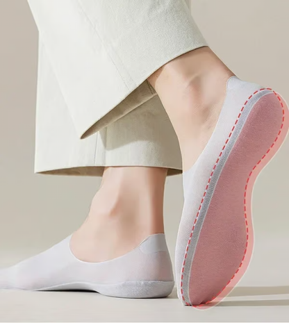 Invisible Breathable Socks ~ Stay-cool comfort that never slips.