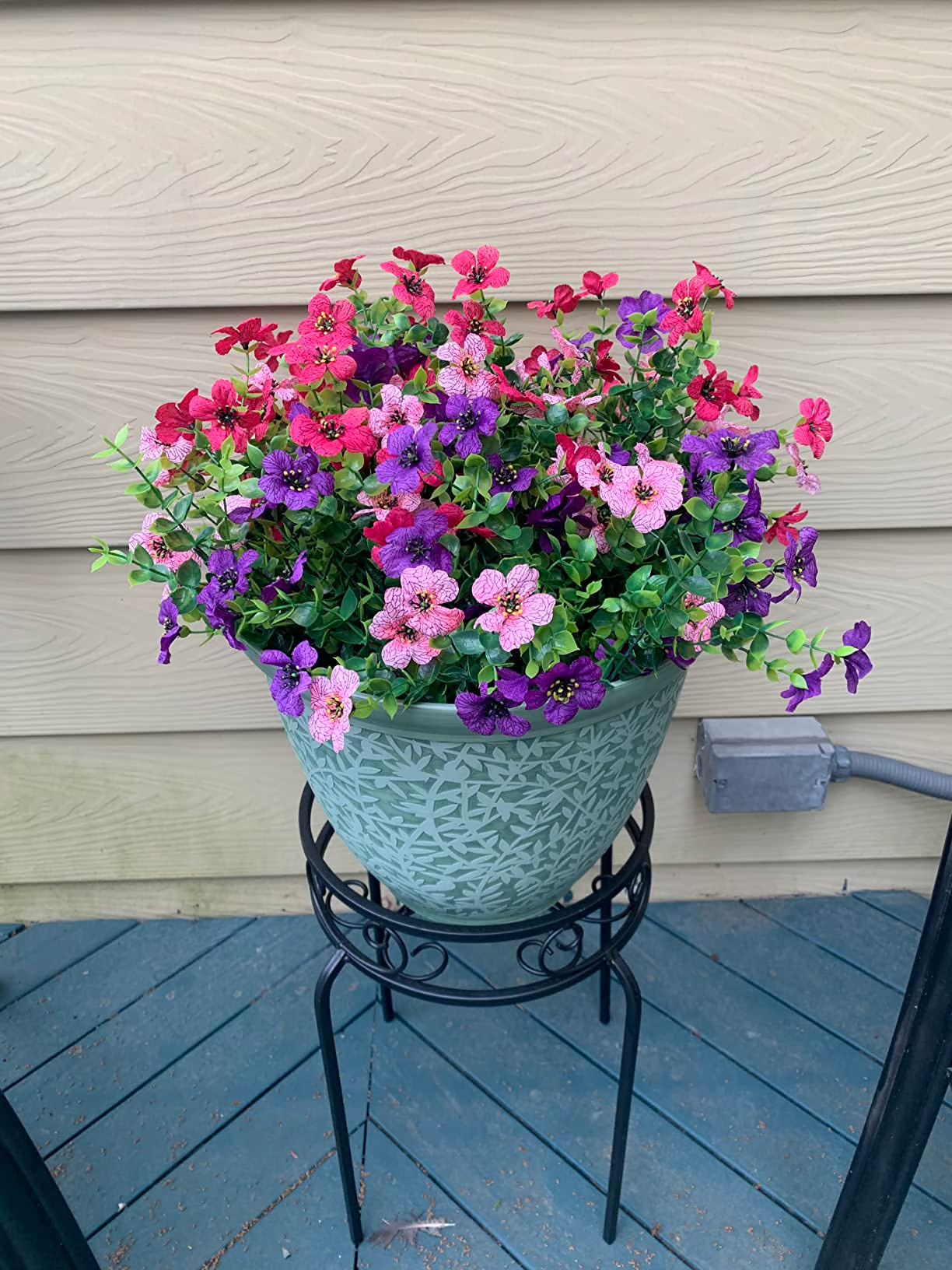 Artificial Outdoor Flowers ~ Garden-fresh look that lasts all year