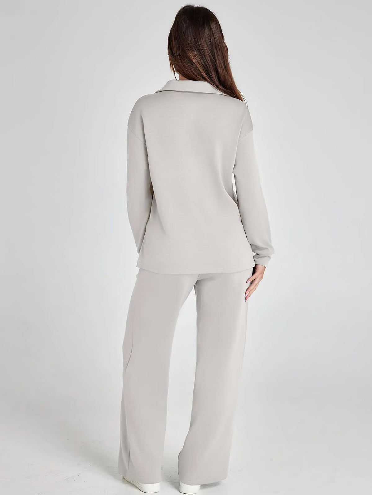 Women’s 2 Piece Sweatsuit Set ~ All-day wear that looks as good as it feels.