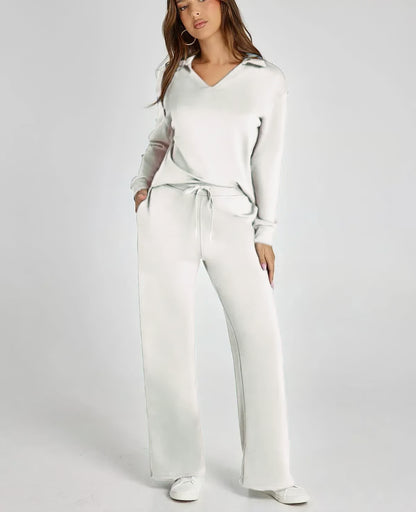 Women’s 2 Piece Sweatsuit Set ~ All-day wear that looks as good as it feels.