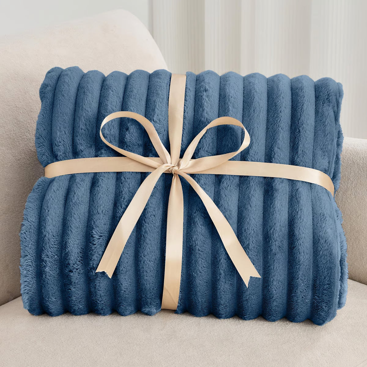 Viral Soft Plush Nap Blanket ~ Wrap yourself in cloud-like comfort anytime.